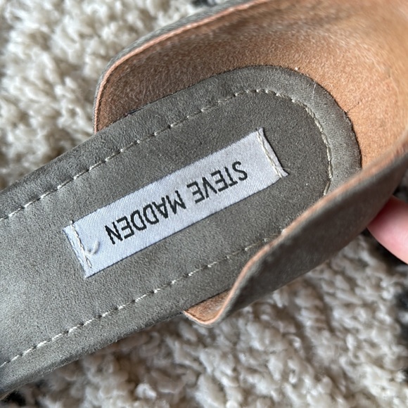 SOLD Steve Madden Espadrille Wedge Sandals - Picture 4 of 6